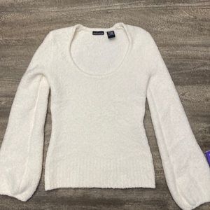 Moda internacional beautiful Wool blend sweater